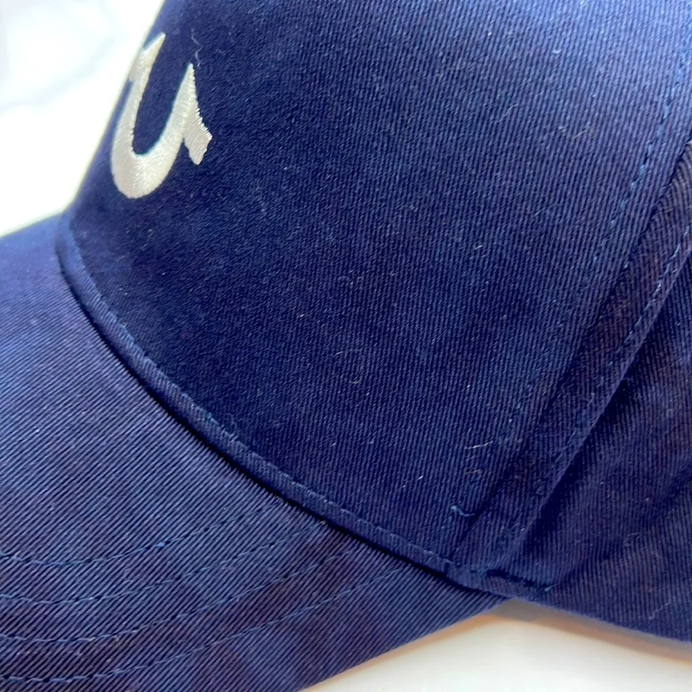 TRUE RELIGION UNISEX CAP/HAT, THE COLOR IS 